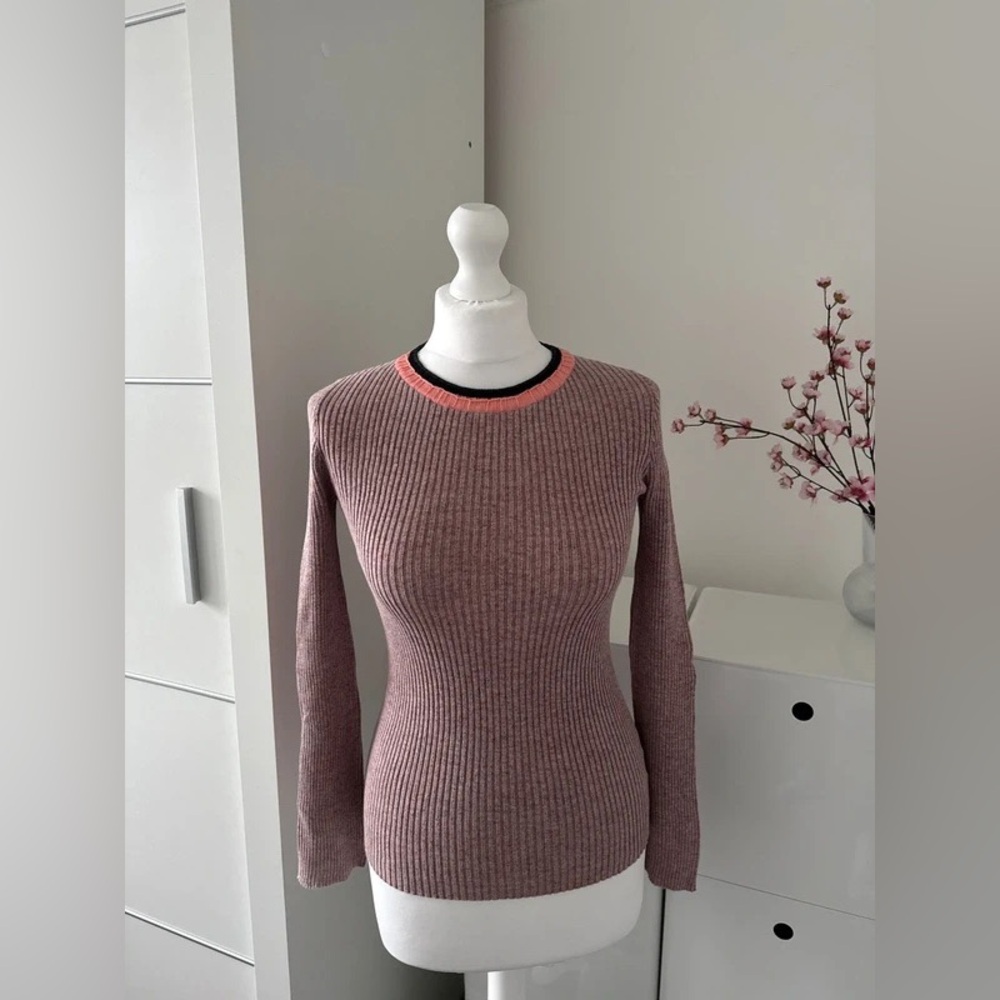 Women's Ribbed Sweater - Pink